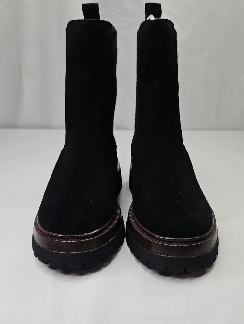 Steve Madden Blitzen Chelsea Black Suede Bootie Size 8.5